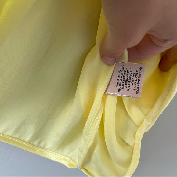 Philosophy Yellow V Neck 100% Polyester Blouse - Picture 7 of 15